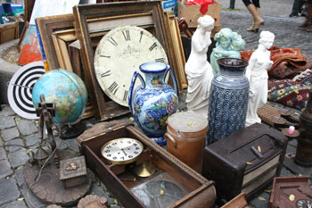 brocante place aux herbes - menton